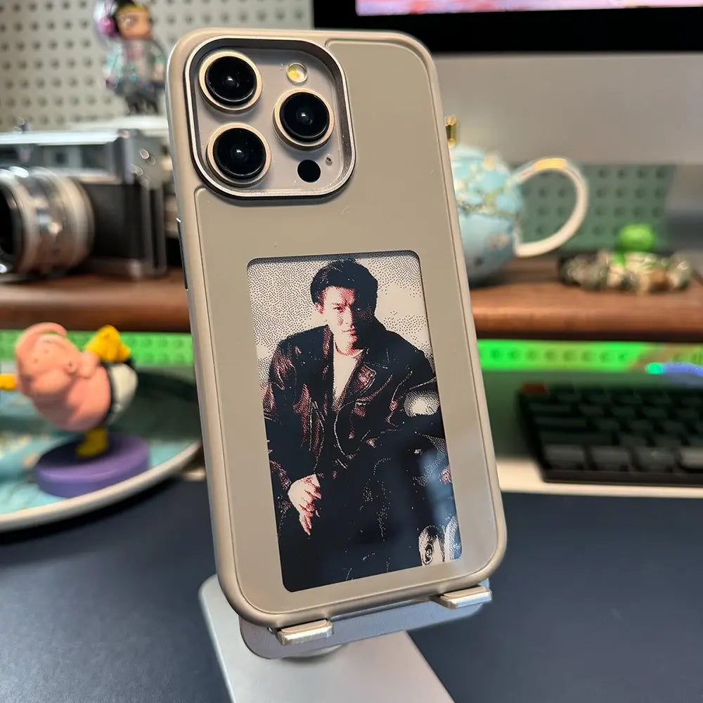 iPhone E-Ink Smart Case